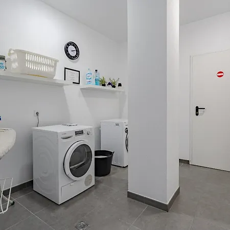 아파트 Rentonthebeach Nº2 로스크리스티아노스