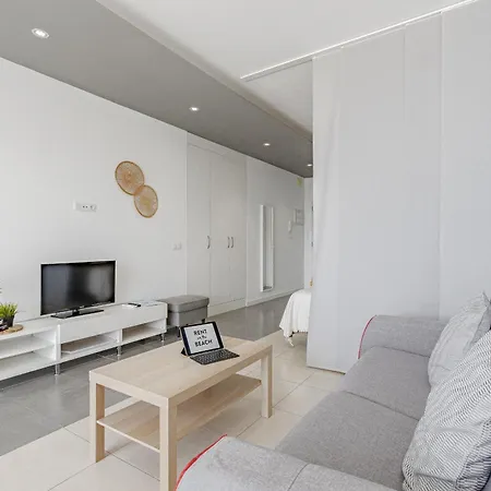 Rentonthebeach Nº2 * ロスクリスティアーノス